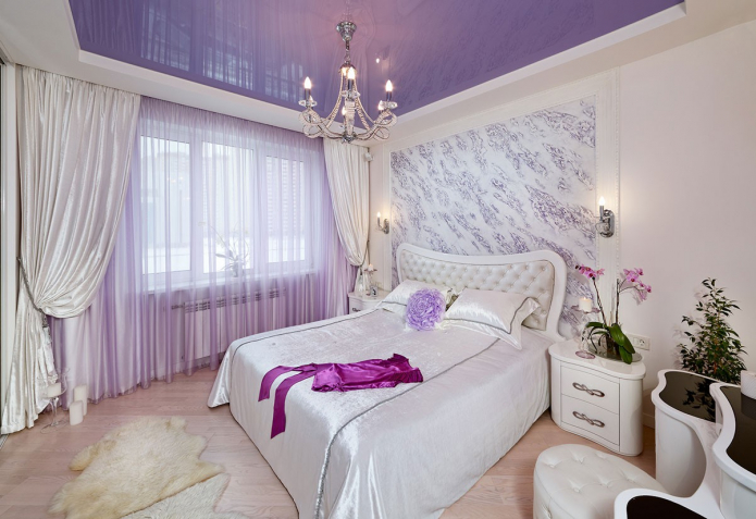 lilac stretch ceiling in the bedroom