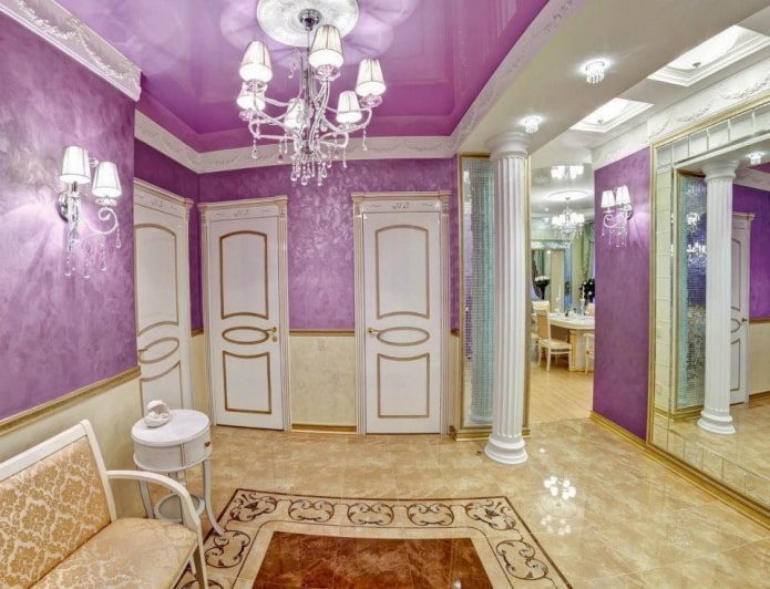 lilac ceiling in the entrance hall