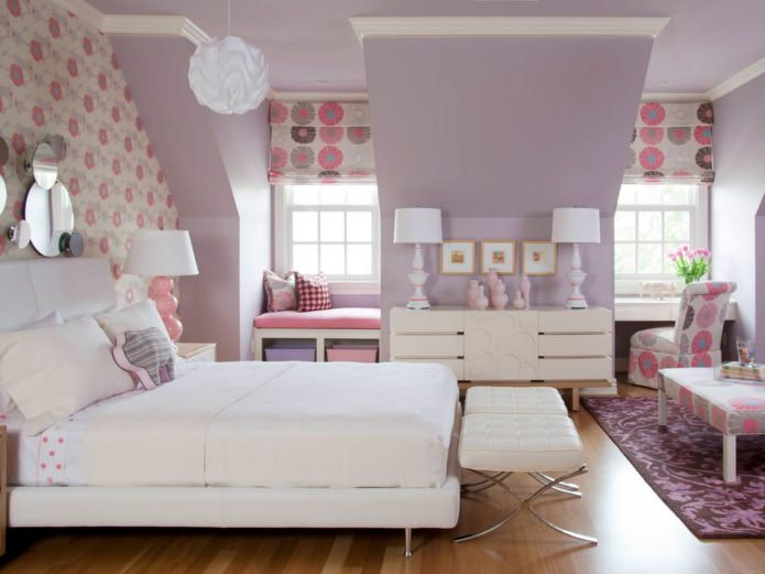 Purple and pink interior in a girl's room