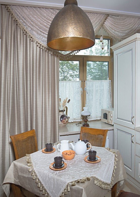 two tablecloths on a table
