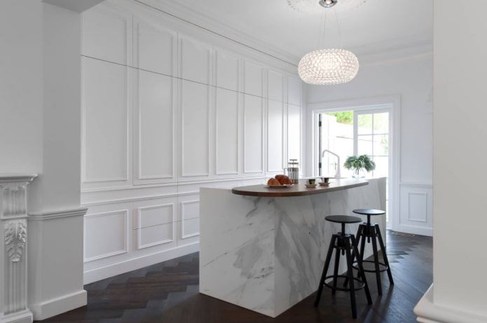 hidden kitchen in a classic style