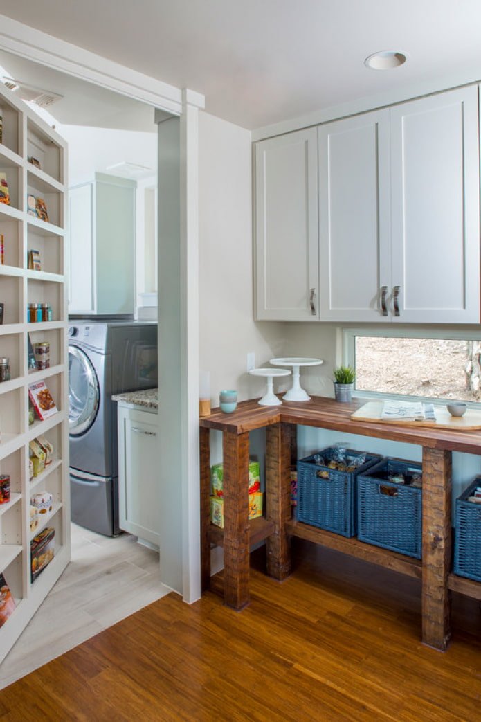 door-rack in the kitchen