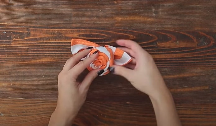 napkin flower