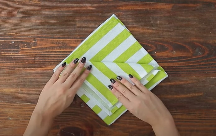 fold back the corners