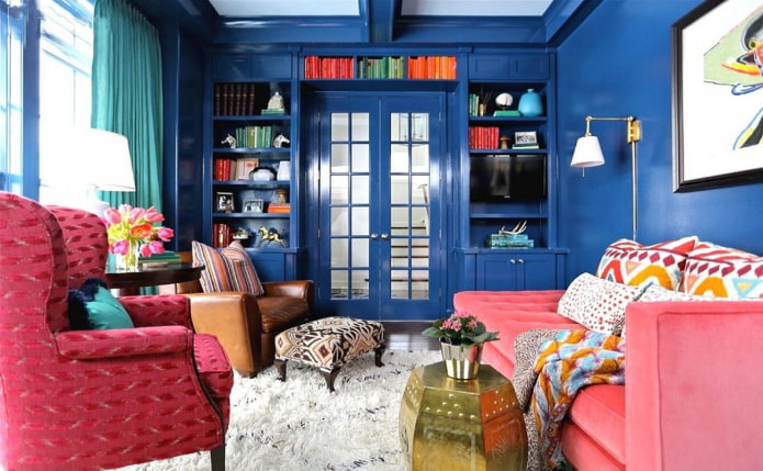 blue walls in the living room