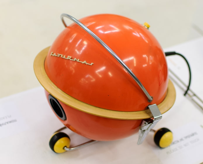 Vacuum cleaner 
