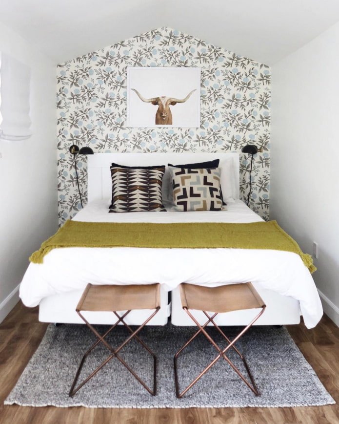 accent wall in the bedroom