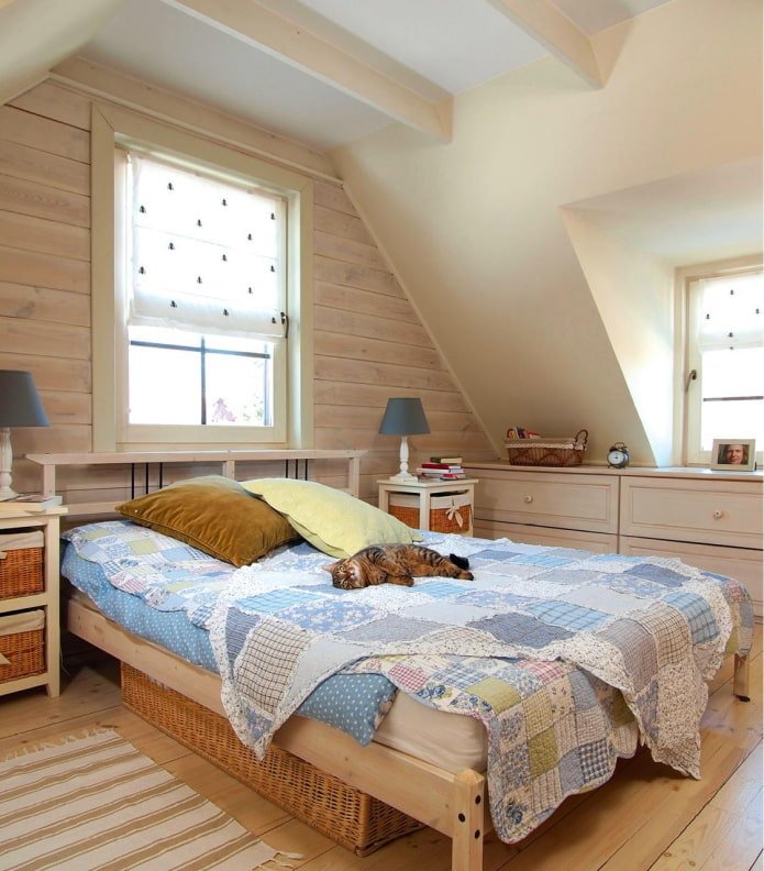 storage in the bedroom
