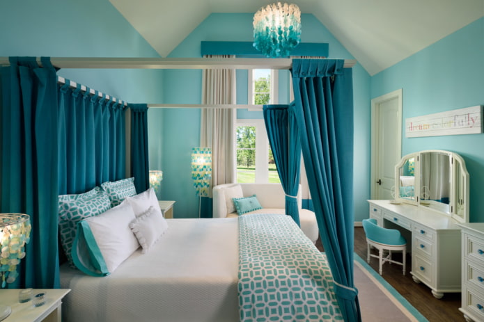 bedroom in turquoise tones