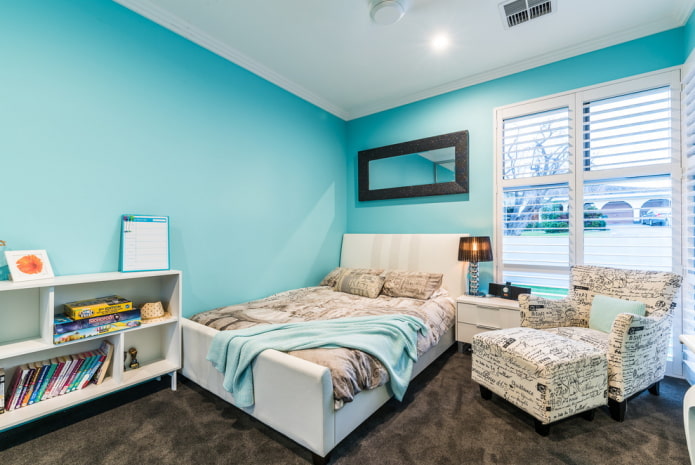 shades of blue in the bedroom interior