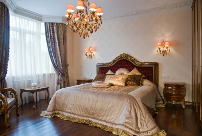 lighting in the bedroom in a classic style
