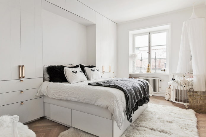 bed for an adult and a child