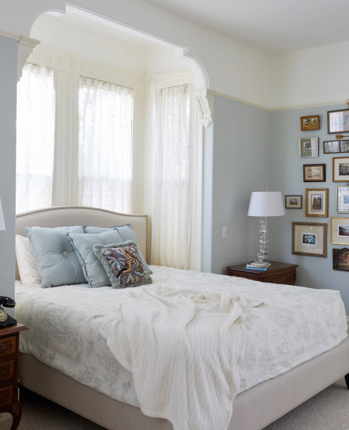 Bed in a bay window
