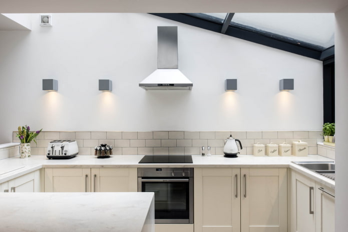 spots in kitchen design