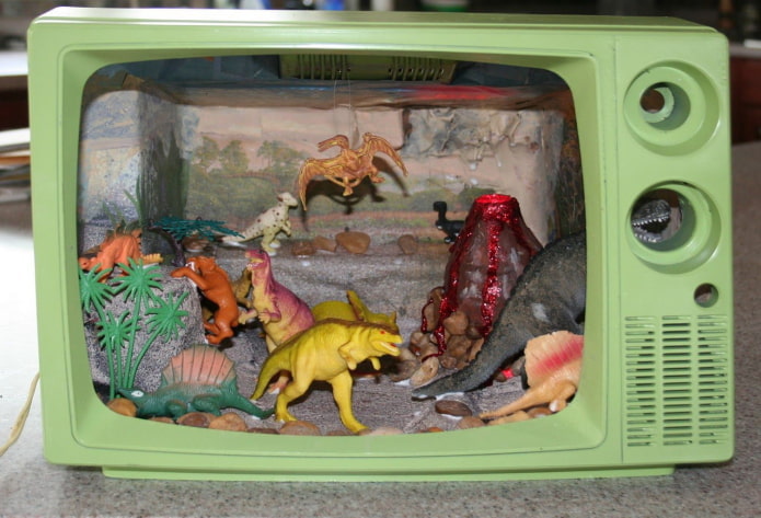 Children's craft in the TV