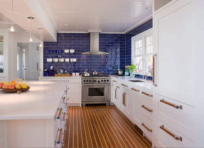 blue glass tile
