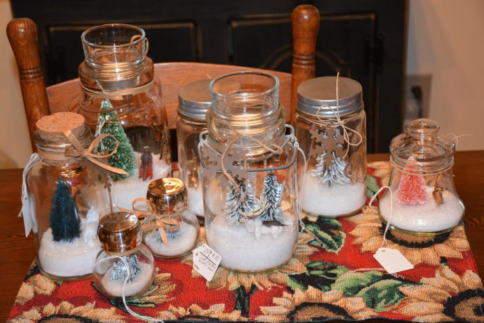 snow globe with a Christmas tree made from a jar