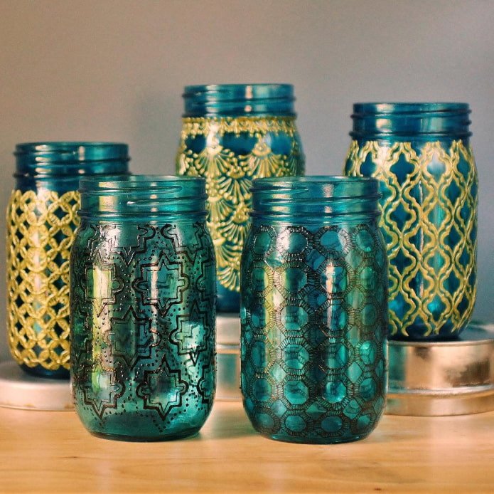 interesting painting of jars
