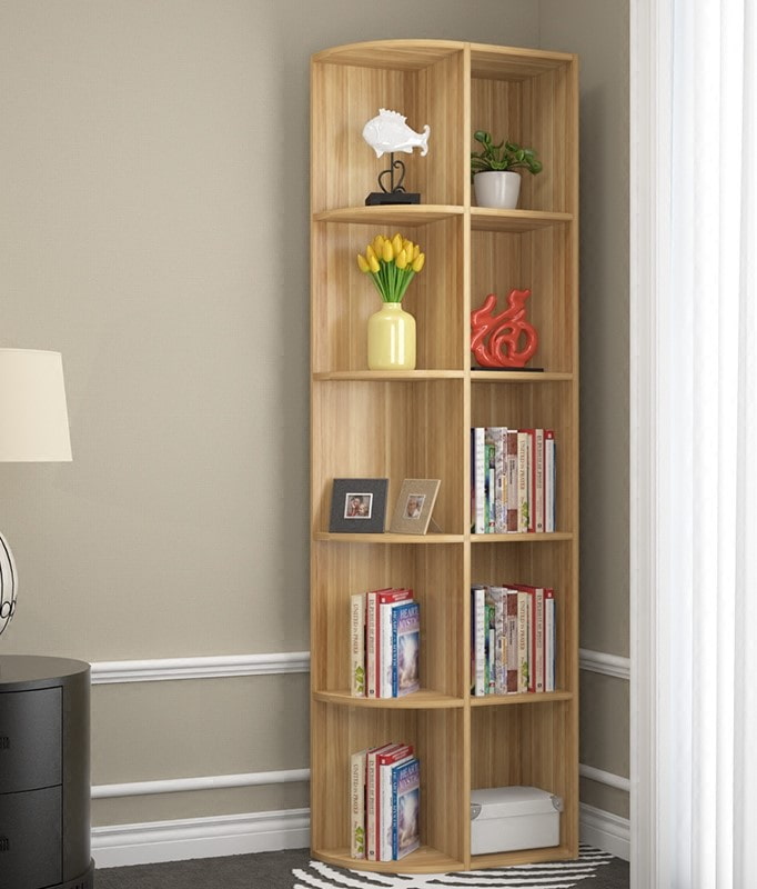 Narrow shelving unit in the interior