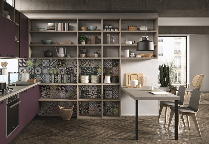 dish rack in the interior