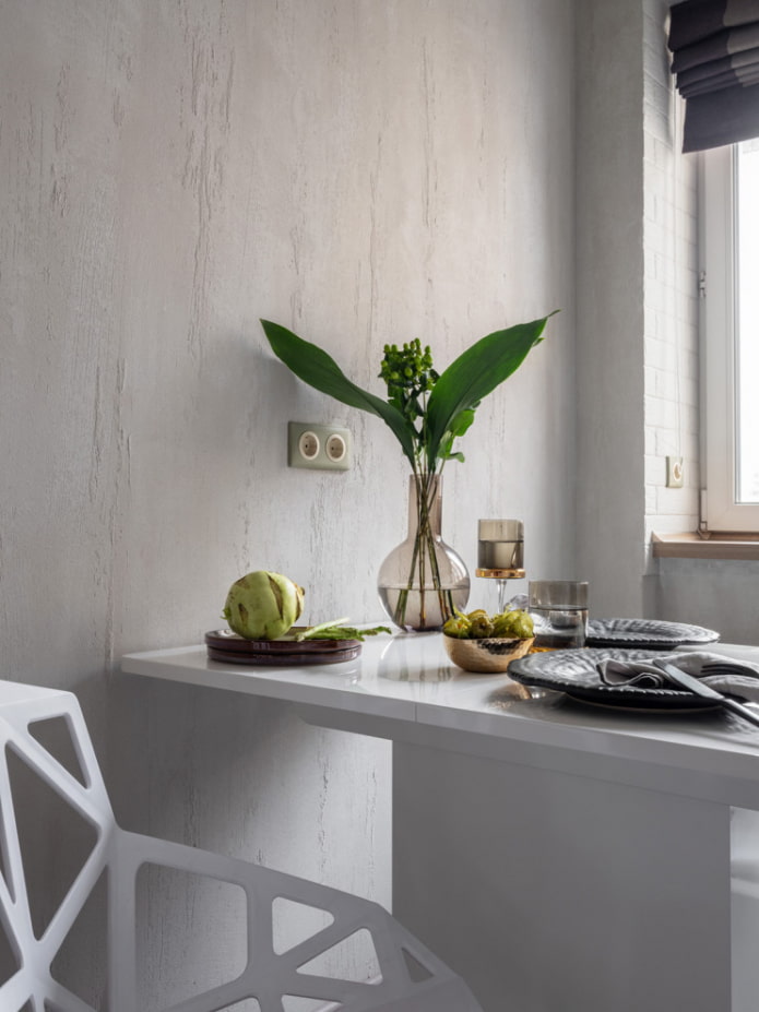 Decorative plaster in the kitchen
