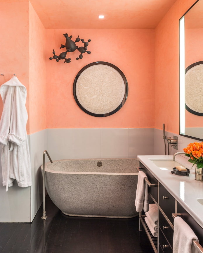 combined walls in the bathroom interior