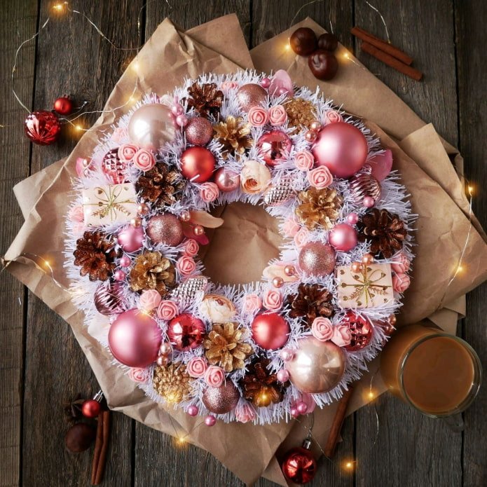 Christmas wreath made of polymers