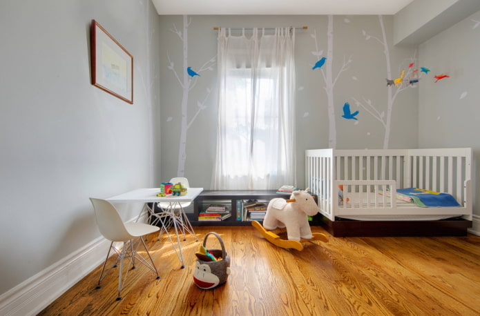 gray walls in the interior of the nursery