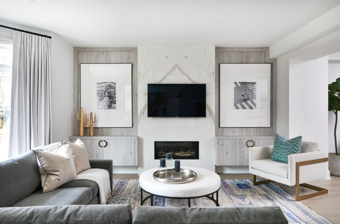 combined decoration of a wall with a TV