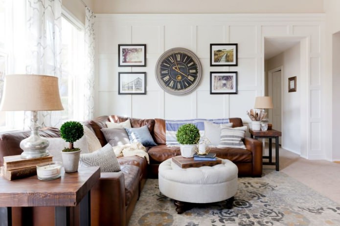 clock in the living room