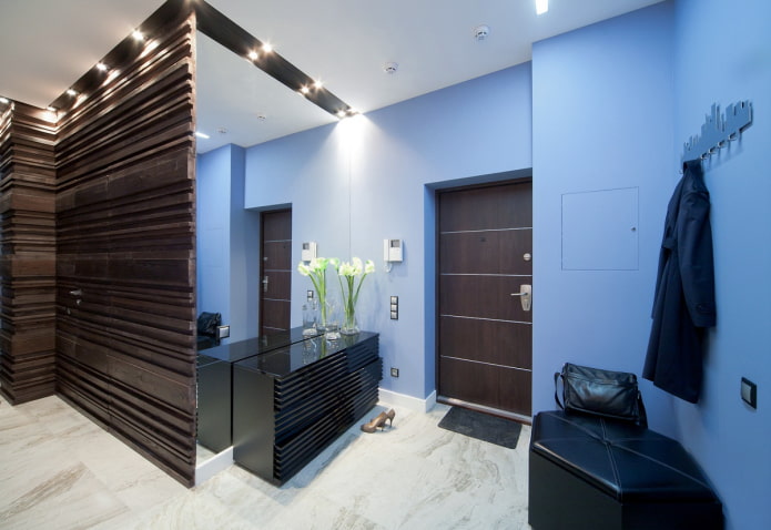 blue wall decoration in the hallway