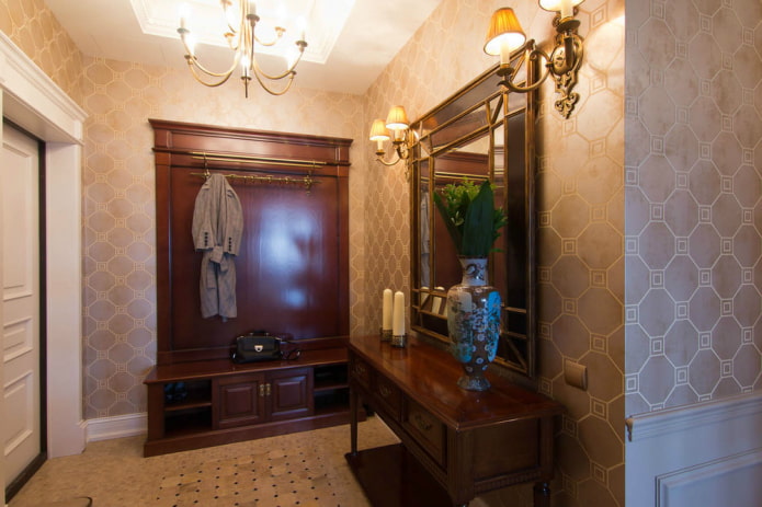 wall design in a small hallway