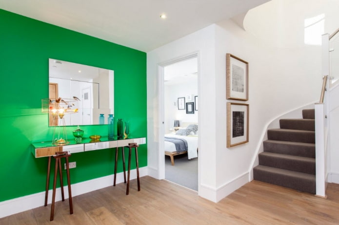 accent wall in the interior of the hallway