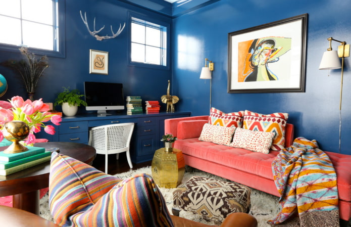 decor in the interior in the eclectic style
