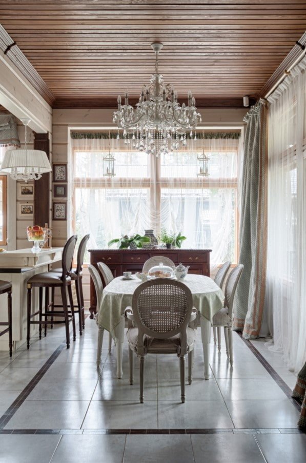light dining room