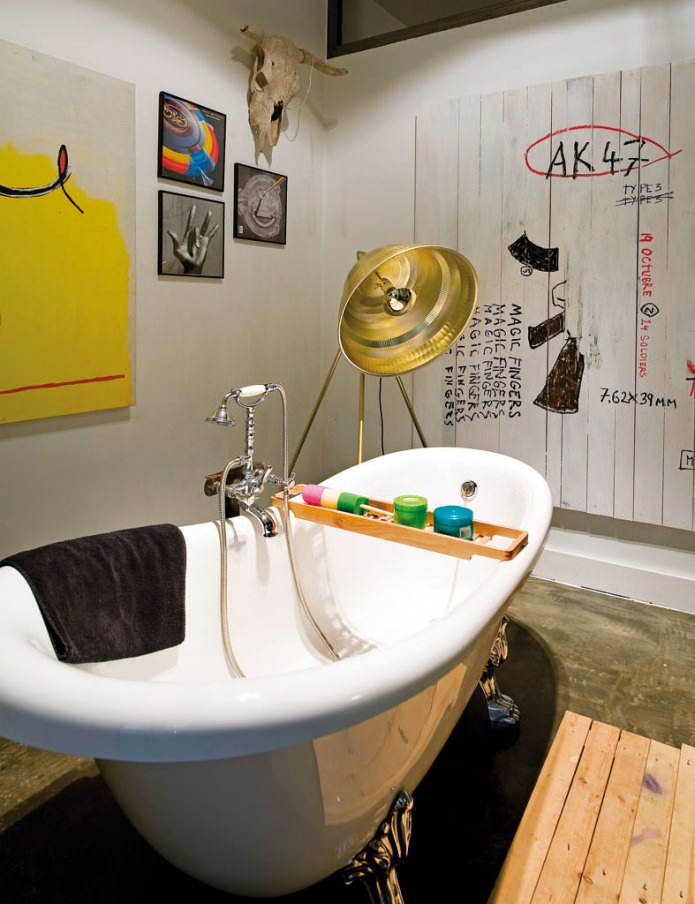 decorating a bathroom in loft style