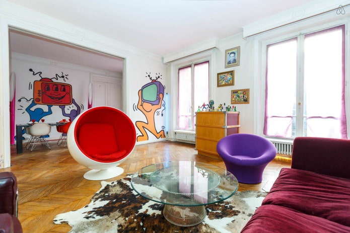 red and purple armchair