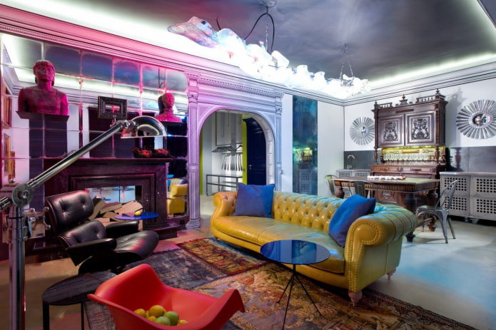 photo of an interior in the kitsch style