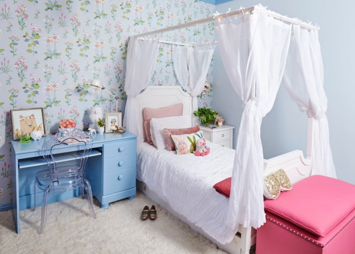Shabby chic in the nursery