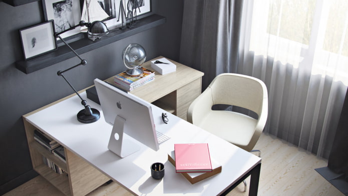 Corner table