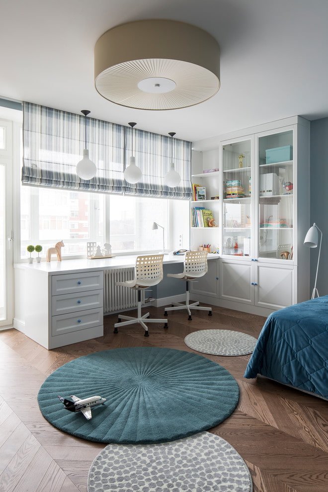 built-in tabletop for two children