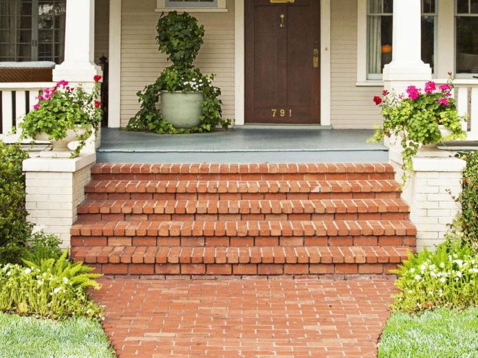 Steps made of horizontally stacked bricks