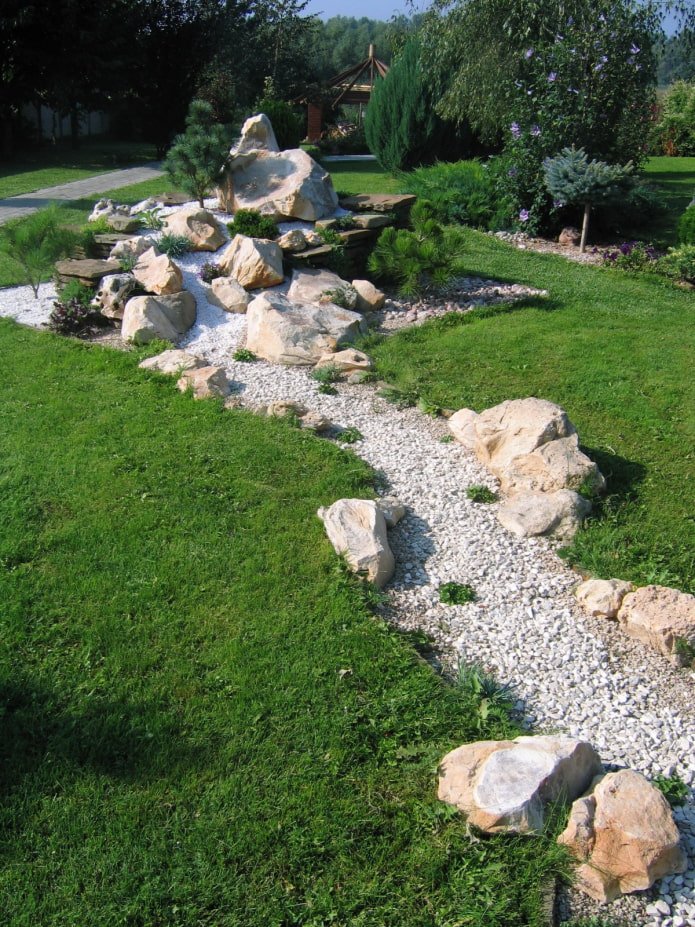 dry stream with your own hands