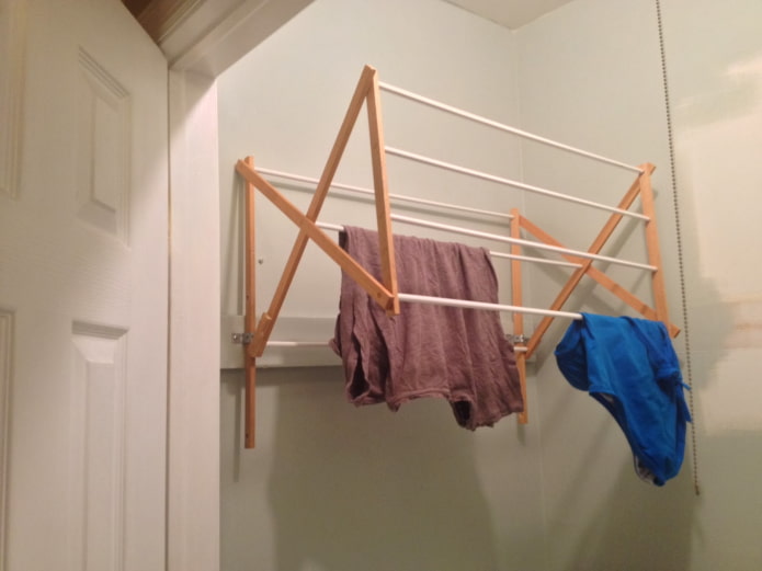 wall-mounted dryer
