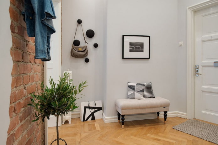 brickwork in the hallway