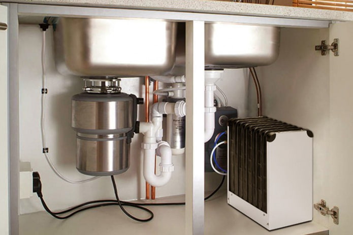 Food waste disposer