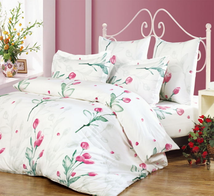 colored bedding