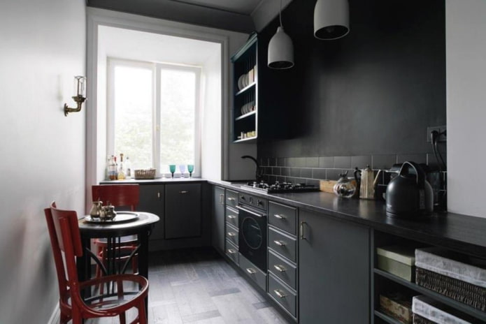 Small kitchen in dark tones