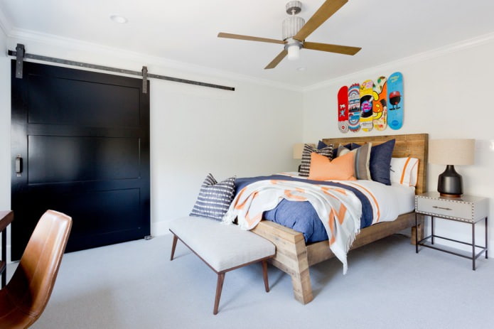 dark sliding door in the bedroom