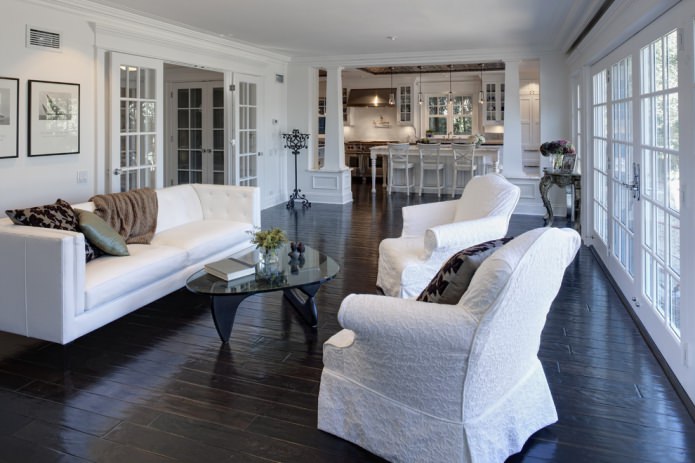 Classic living room